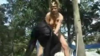 Woman fucks with a chimp in crazy zoophilia video