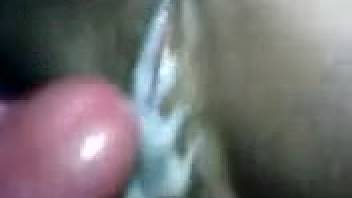 Chico 18+ folla profundo coño animal y disfruta creampie cálido