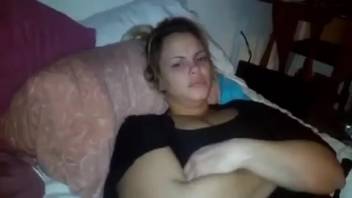 Stunning Latin spouse webcam banged by a canine in brutal sequences